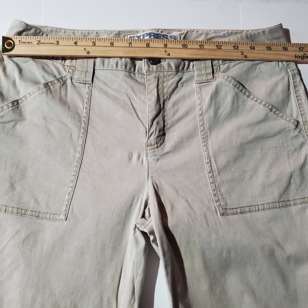 Express Women's Beige Cropped Pants - Picture 3 of 8